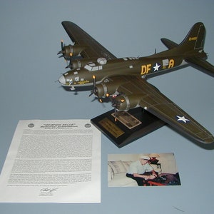 Boeing B-17 Memphis Belle signed by its pilot Robert Morgan airplane model hand carved mahogany wood replica desktop display