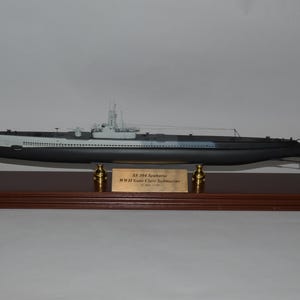 USS Seahorse SS-304 US Navy WW2 mahogany wood submarine desktop display model hand made and painted