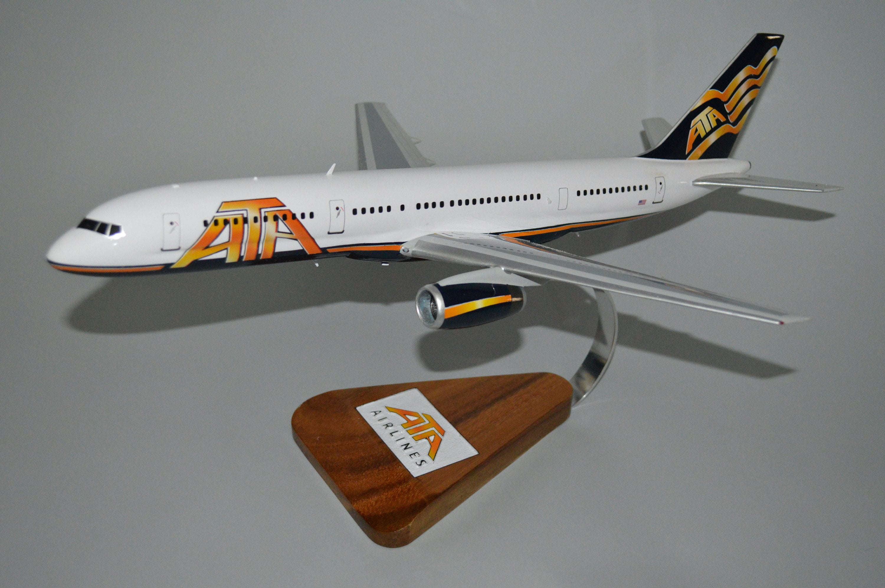 ATA航空 ふさわしい B757-200 Gemini jets 1/400