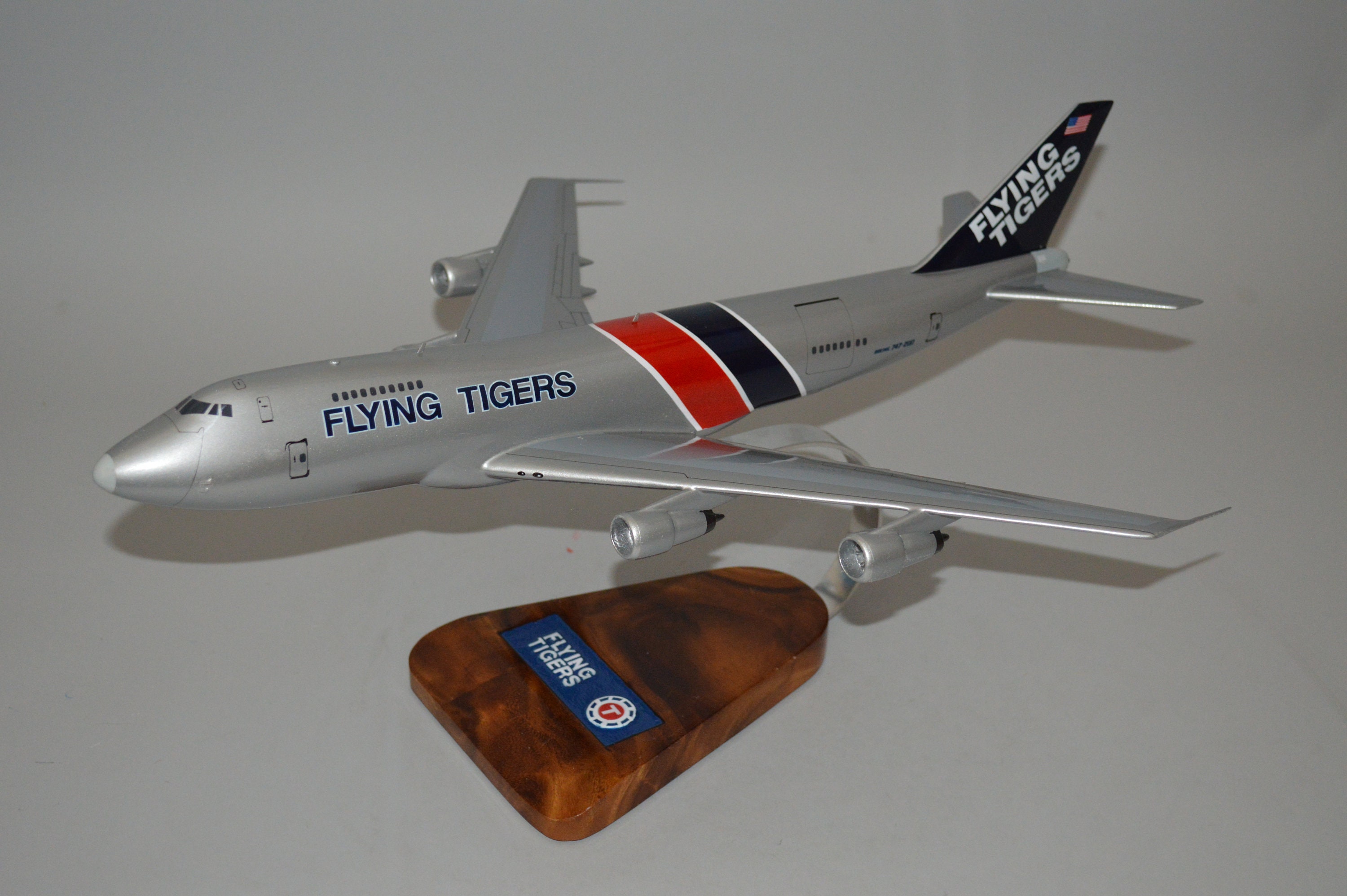 フライングタイガー　FLYING　TIGER　ボーイング747CE　飛行機　模型 Flying Tiger Boeing 747CE Airplane Model, Rare, 12x10.5cm