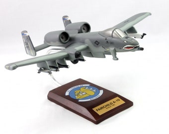 A-10 Thunderbolt Warthog Air Force tank killer airplane model hand carved mahogany wood replica desktop display aircraft