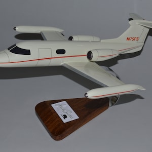 Learjet 24A owned by Frank Sinatra hand carved mahogany wood replica desktop display airplane model