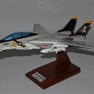 Grumman F-14 Tomcat VF-84 Jolly Rogers 1/48 scale Navy aircraft carrier airplane model hand carved mahogany wood replica desktop display