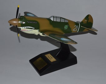 Curtis P-40B Tomahawk Warhawk American Volunteer Group airplane model hand carved mahogany wood replica desktop display