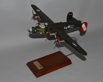 Franklin Mint 1/48 Scale - B-24 Liberator Bomber FOR PARTS - See