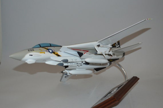 Amazon.co.jp: ホビーマスター グラマン F-14A トムキャット
