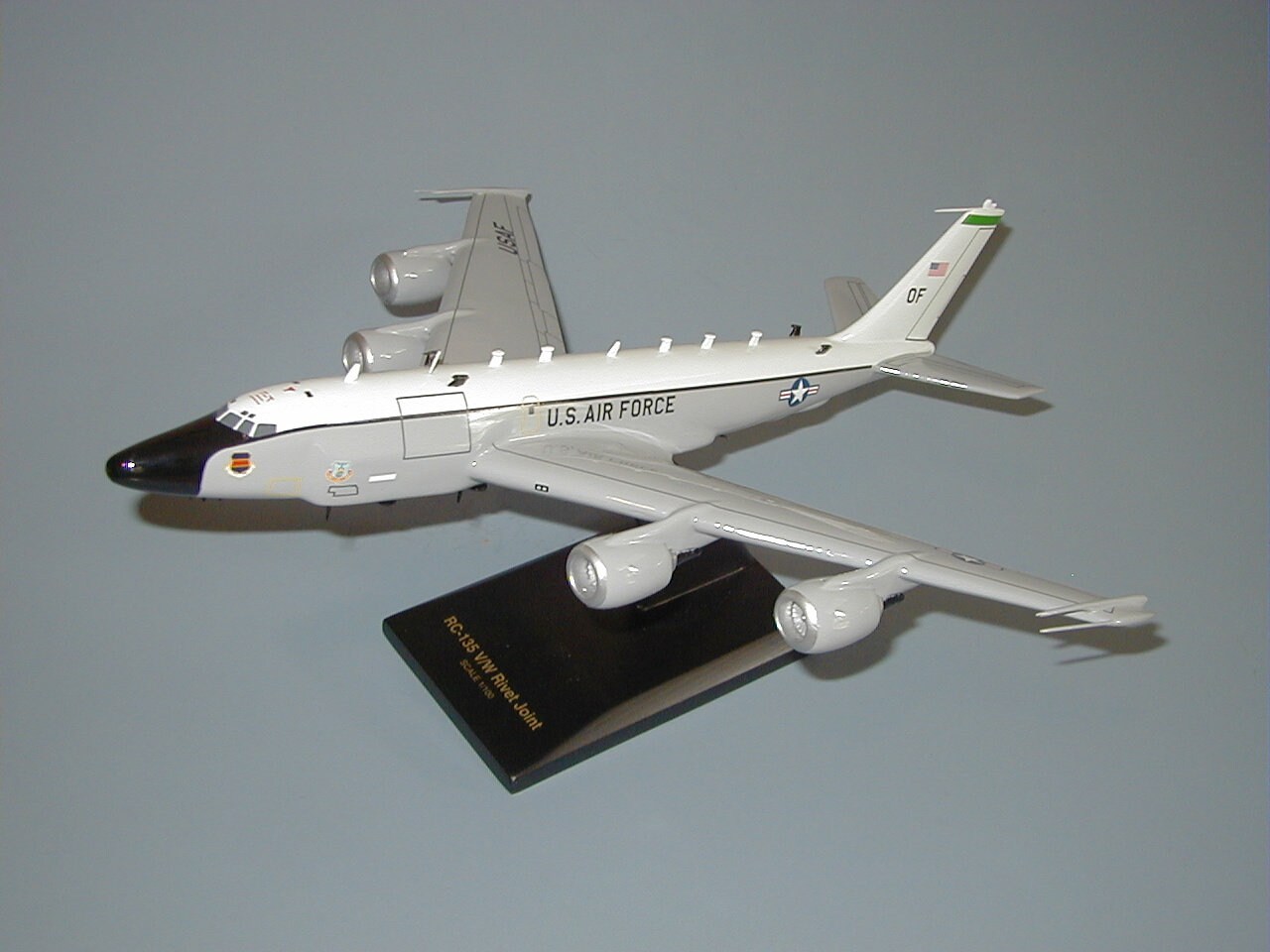 Rc 135v rivet joint. Rc 135v rivet joint