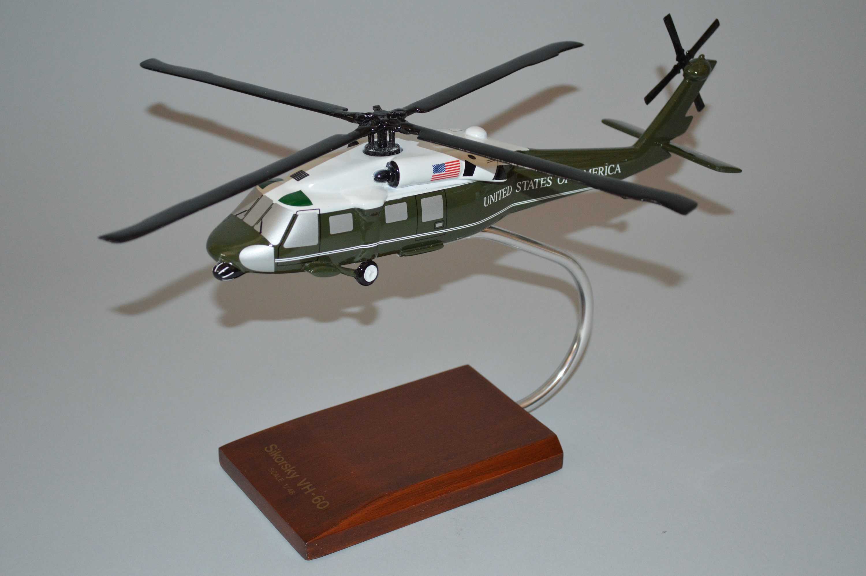シコルスキー VH-60 シーホーク マリーンワン 大統領専用ヘリコプター