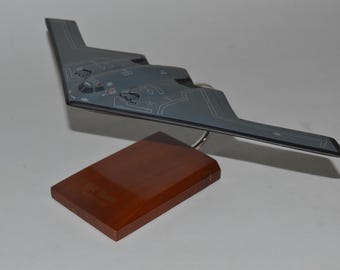 Northrop B-2 Stealth Bomber 1/72 Kit by Testors - Etsy