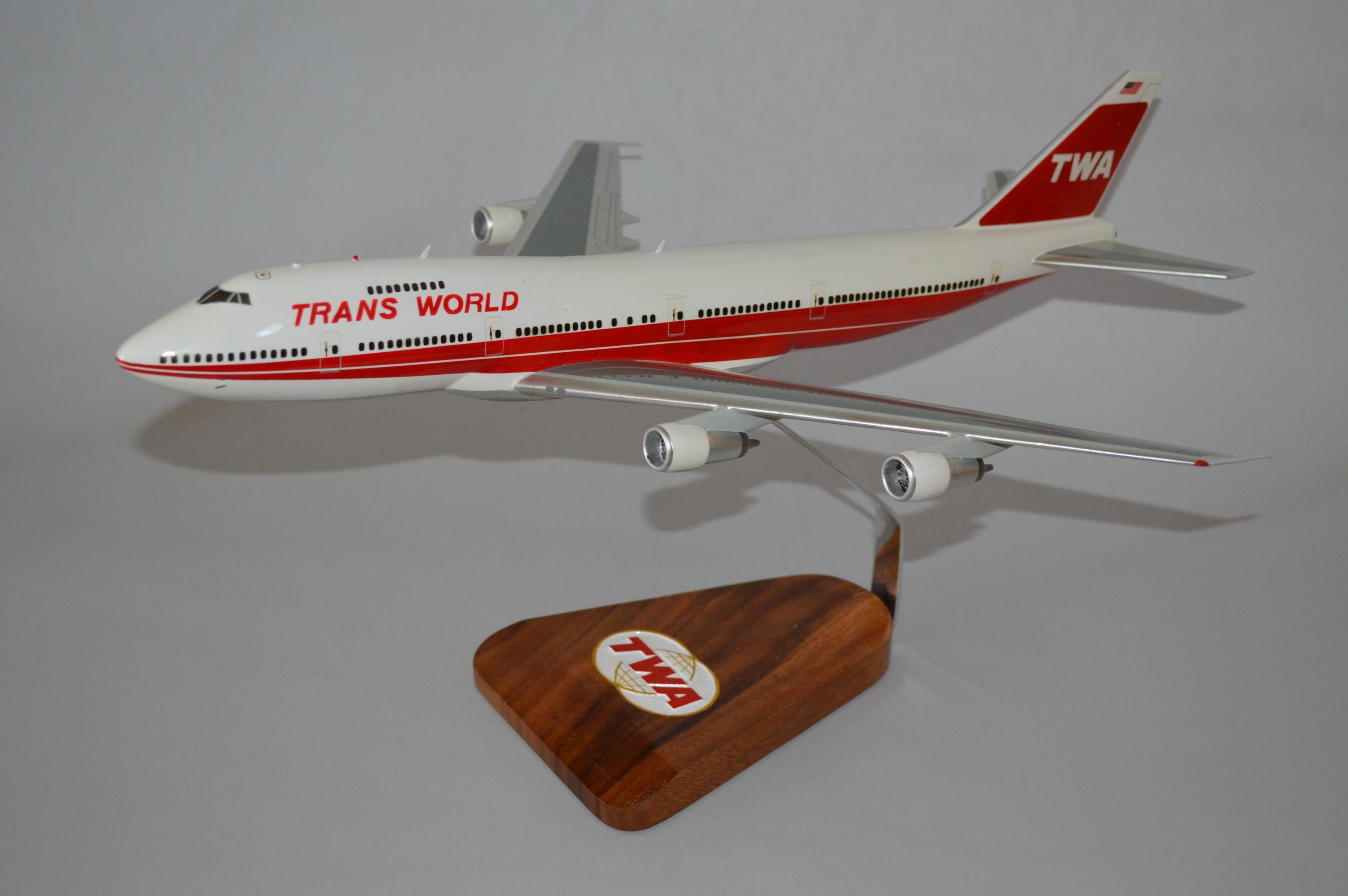 Toy airplane 747 - Etsy 日本
