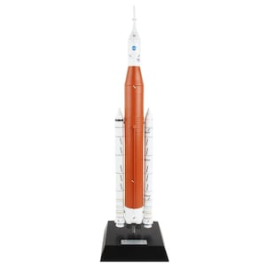 Space Launch System SLS 1/144 scale Artemis rocket NASA desktop display spacecraft aircraft model