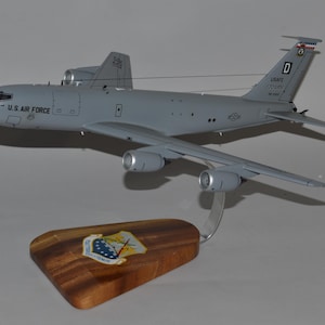 Boeing KC-135 Stratotanker 100th Air Refueling Wing airplane model hand carved mahogany wood replica desktop display aircraft