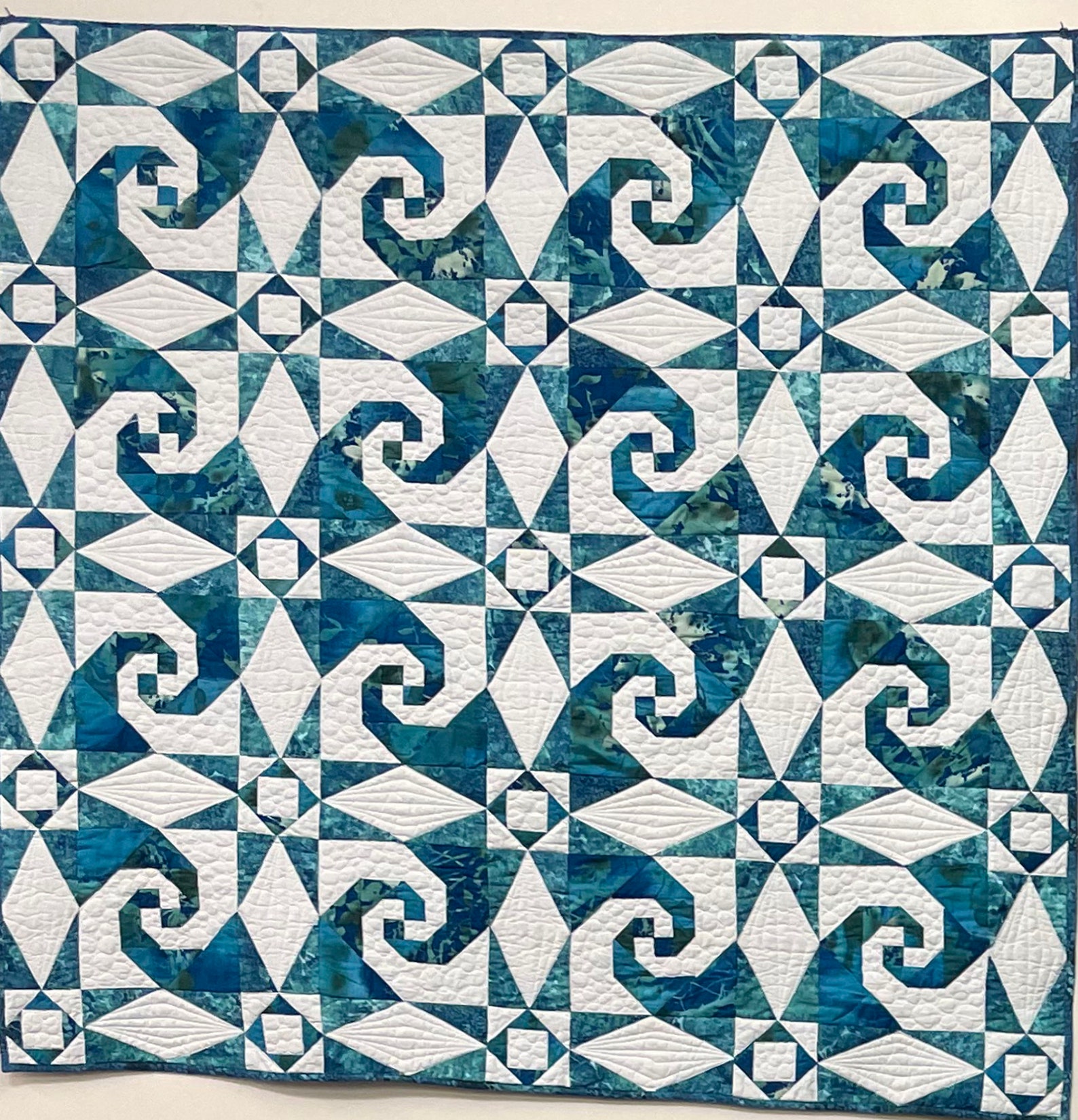 PATTERN Snailsstorm Quilt Pattern. Complete Instructions to Make This