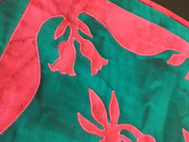 MINI QUILT Hawaiian design teal /& pink quilt.