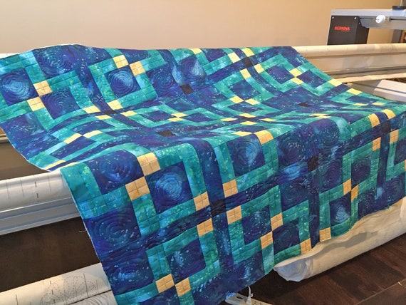 キルト - 「消えゆくナインパッチ」ブロックデザインキルト