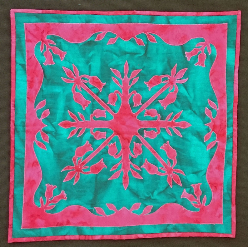 MINI QUILT Hawaiian design teal /& pink quilt.