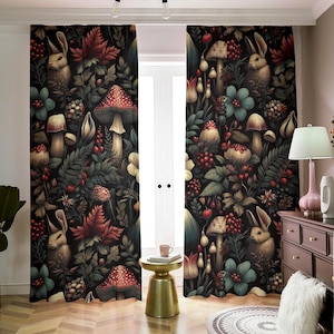 Cortinas con hongos Goblincore: Cortinas botánicas de Dark Academia
