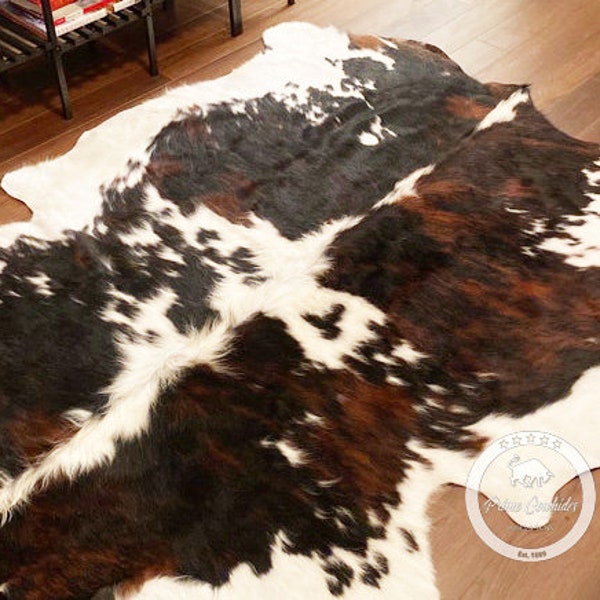 Tricolor High Quality Cowhide Rug, Hair on Hide, Koeienhuid, Kuhfell Teppich, Peau de vache  Sizes: (M) (L) (XL) (Jumbo)