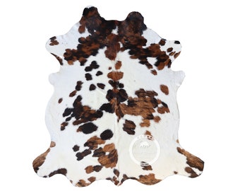 Tricolor, High Quality Cowhide Rug, Hair on Hide, Koeienhuid, Kuhfell Teppich, 7.5 Ft x 7.0 Ft, Code: AW89