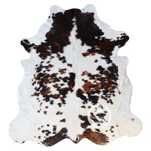 Tricolor, High Quality Cowhide Rug, Hair on Hide, Koeienhuid, Kuhfell Teppich, 7 f Ft x 6.4 Ft, Code: AW92 image 1