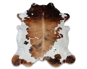 Tricolor, High Quality Cowhide Rug, Hair on Hide, Koeienhuid, Kuhfell Teppich, 7,3 Ft x 7,0 Ft, Code: CR16
