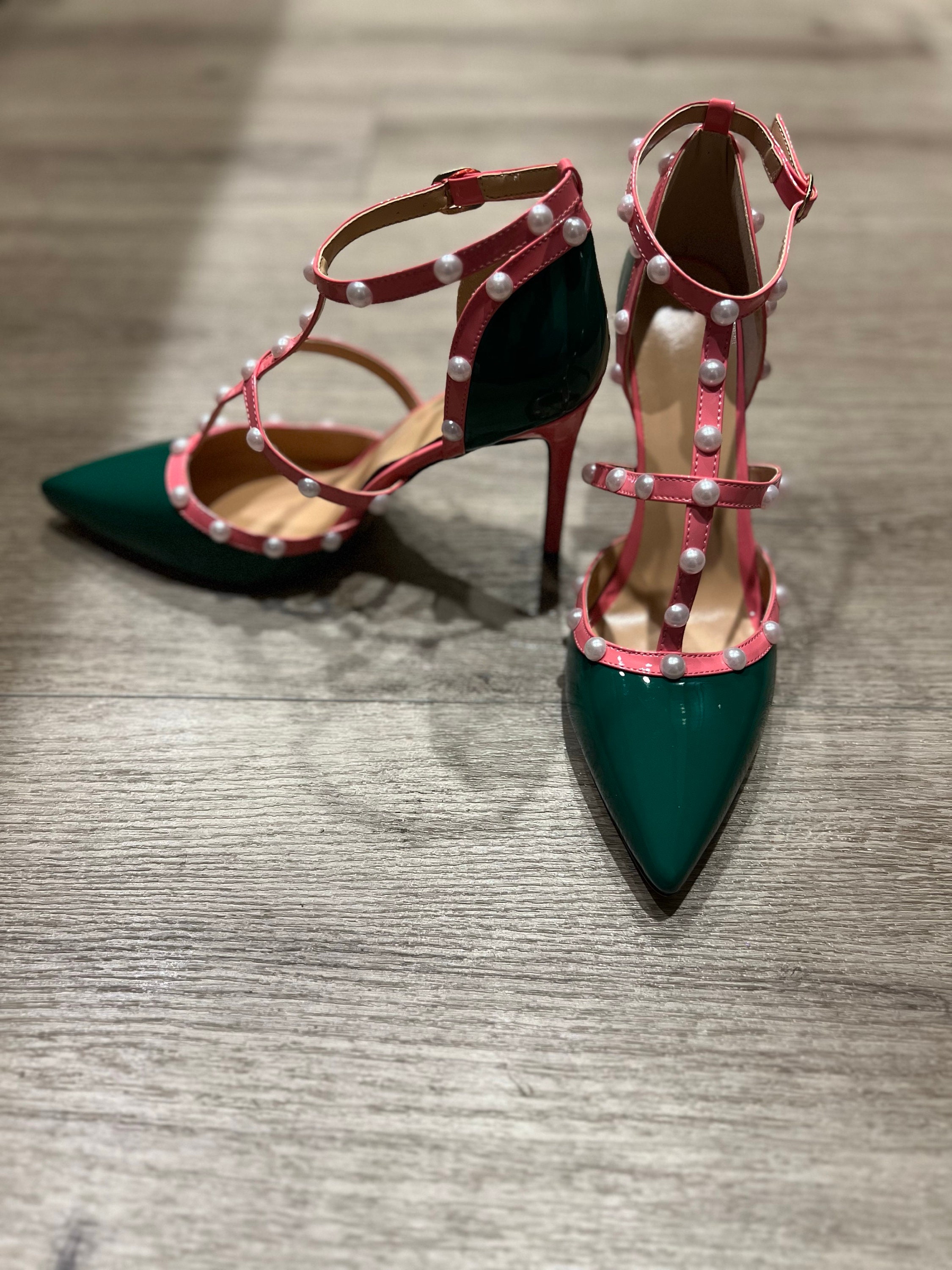 Custom Shoes, AKA shoes, AKA Heels, Aka Shoes, Aka Paraphernalia, Aka Sorority Heels, Customized AKA Footwear, Pink and Green High heels