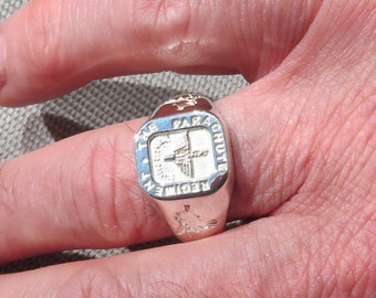 Parachute Regiment Ring With Pegasus Silhouette Sterling Silver  (hallmarked) 925