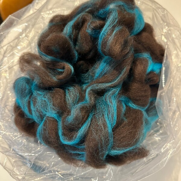 Dark Brown Baby Alpaca Roving with Merino / 4 oz rove for spinning, felting, craft project