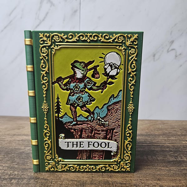 Flubs the fool book deckbox