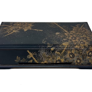 Antique Japanese Lacquer Box