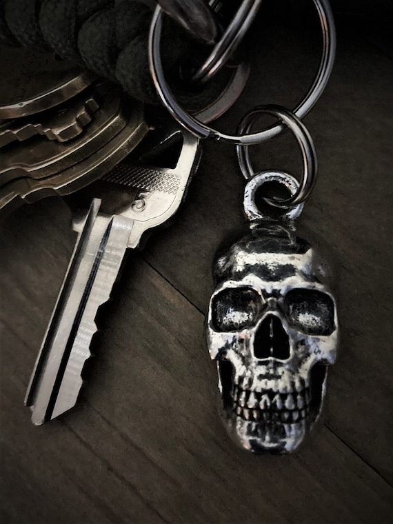 Gothic Hand Skull Keychain Mexican Cool Key Ring Purse Bag - United