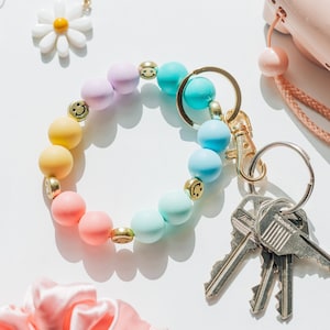 Smiley Silicone Beaded Keychain / Stretch Wristlet Keychain