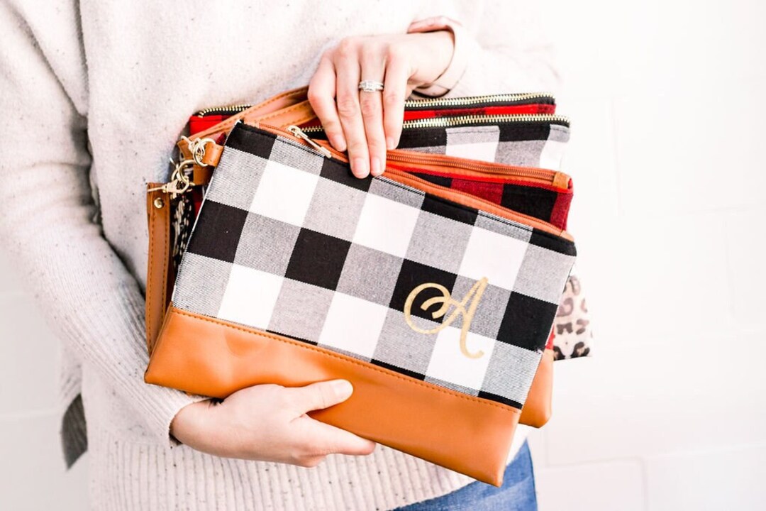 Buffalo plaid clutch hotsell