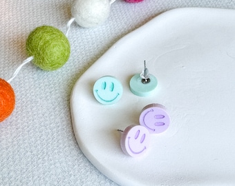 Happy Face Stud Earrings / Colorful Acrylic Smile earrings