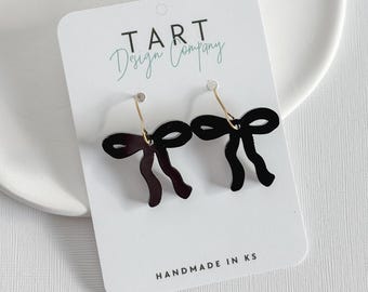 Cute Bow / Acrylic Coquette Bow Earrings