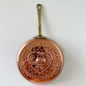 Vintage Copper Welcome Friends Hanging Frying Pan with Brass Handle