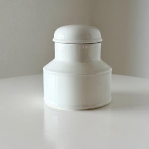 Vintage Midwinter Stonehenge White Covered Sugar Bowl with Lid Made in England