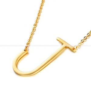 J Big Letter Colgante Chapado en Oro Acero inoxidable Alfabeto grande Collar inicial Letra mayúscula Joyería Hallazgos Suministros bf1102-26