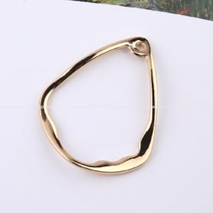 Teardrop gold Pendant Hamered Charm Gold Charms 34x41mm 14k Gold plated earring making DIY Jewelry Findings Wholesale Supplies sm1175-s