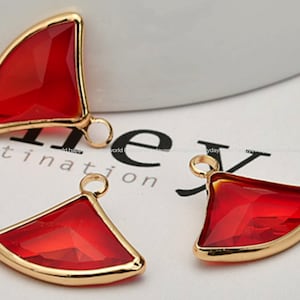 red charm Ruby 16x18mm triangle Glass Pendant Gold Charms Gold Plated Beads earring making Jewelry making Findings Craft Supplies ys635-1g