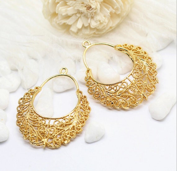 Vintage 24k Gold Plated Round Flower 22x26mm Pendant for Crystal