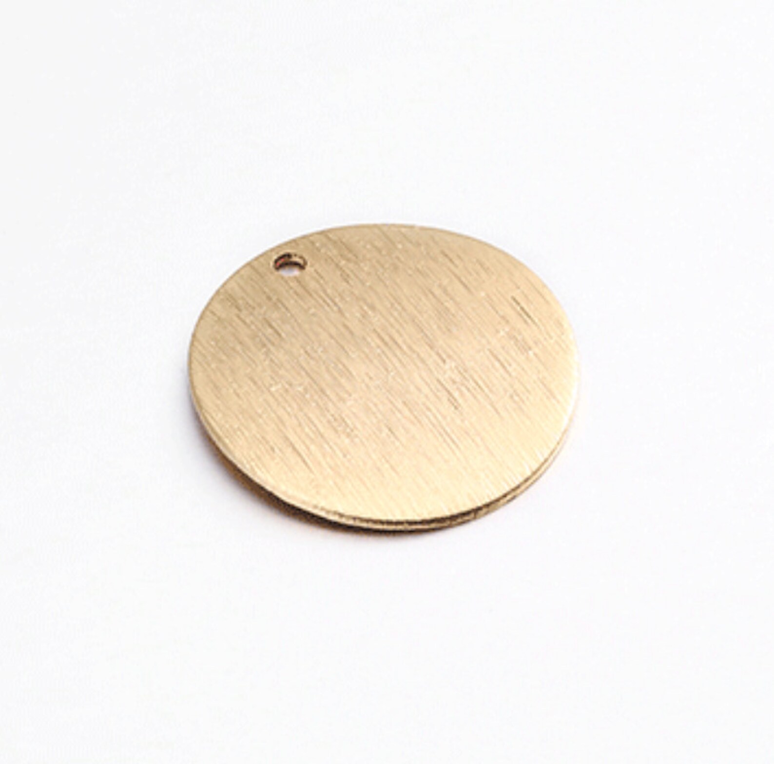 Круг 15 мм. Золотая пластина для подвески круглая. Деревянные круглые диски для кулонов. Бижутерия круги. Середки круг 15 мм.
