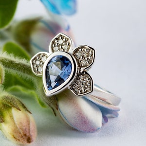 14K White Gold White Diamond & Tanzanite Lotus Flower Ring, Gorgeous Tanzanite and VS Diamonds Ring, Lotus Flower Unique Engagement Ring