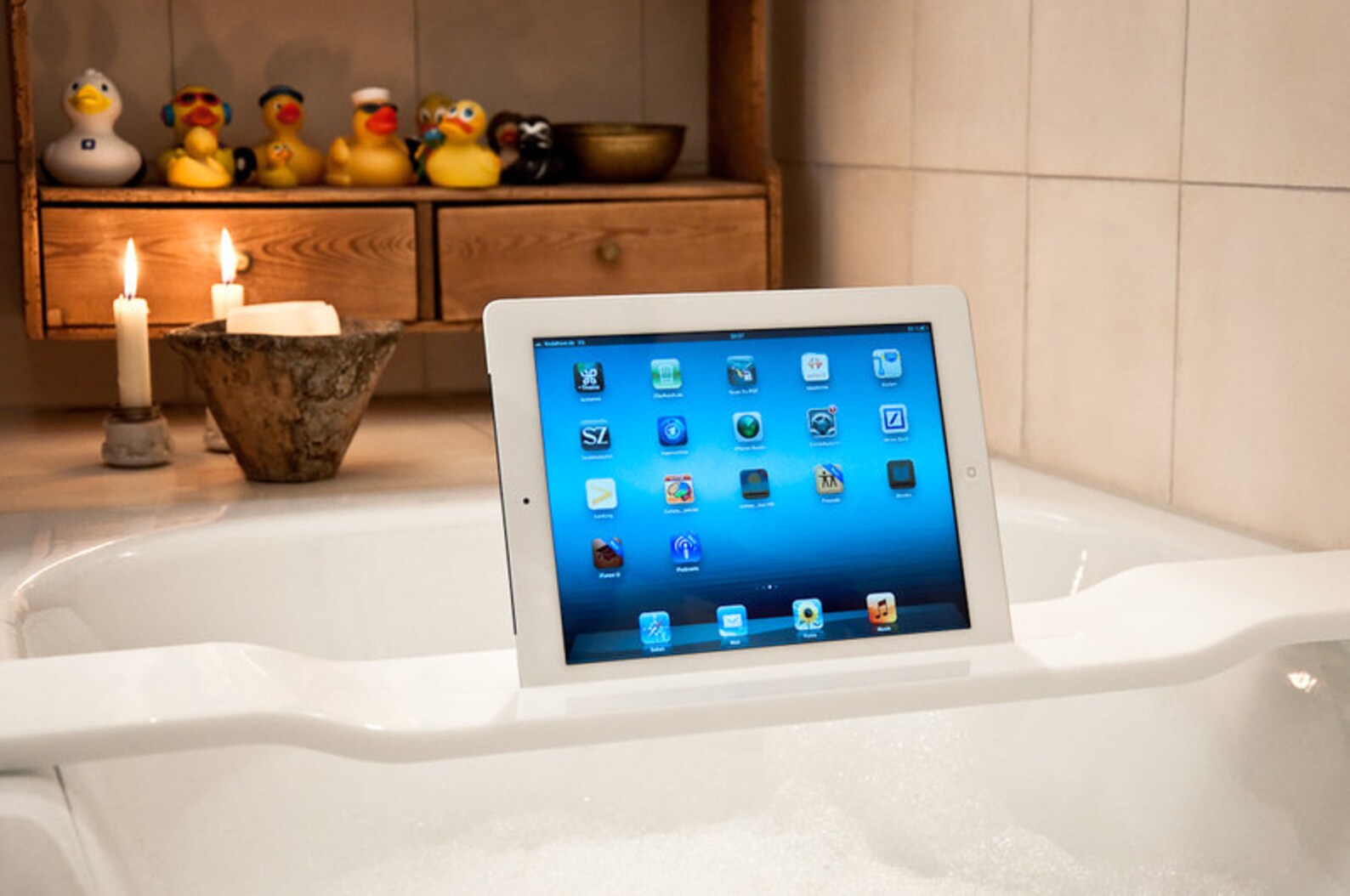 Holder for the bathtub for ipad and tablet Etsy