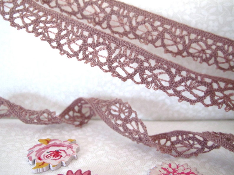 Crochet border EUR 1.50/meter antique pink 2 m image 1