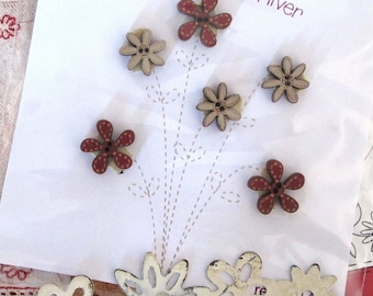 Wooden buttons flowers red beige