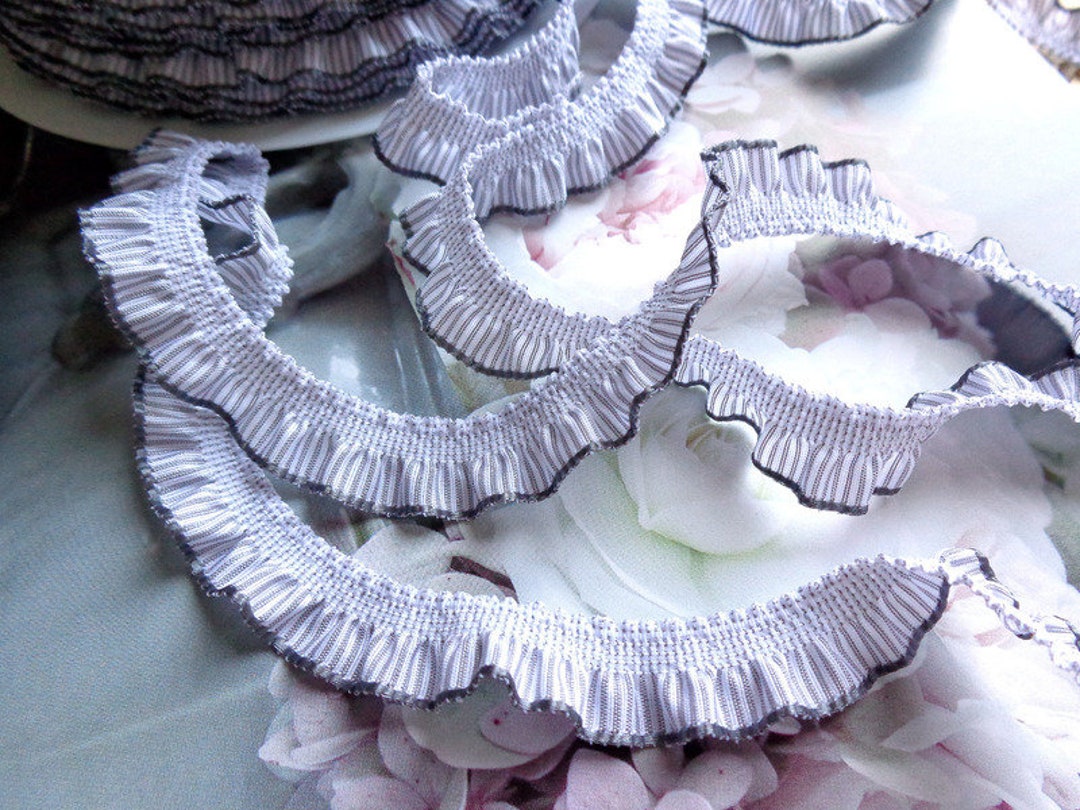 Ruffled Ribbon White Grey (2.90 Eur/meter) Ruffled Ribbon - Etsy