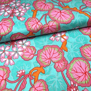 Fabric Kaffe Fassett Geraniums image 3