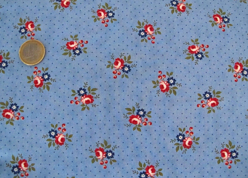 Fabric blue fat quarter image 2