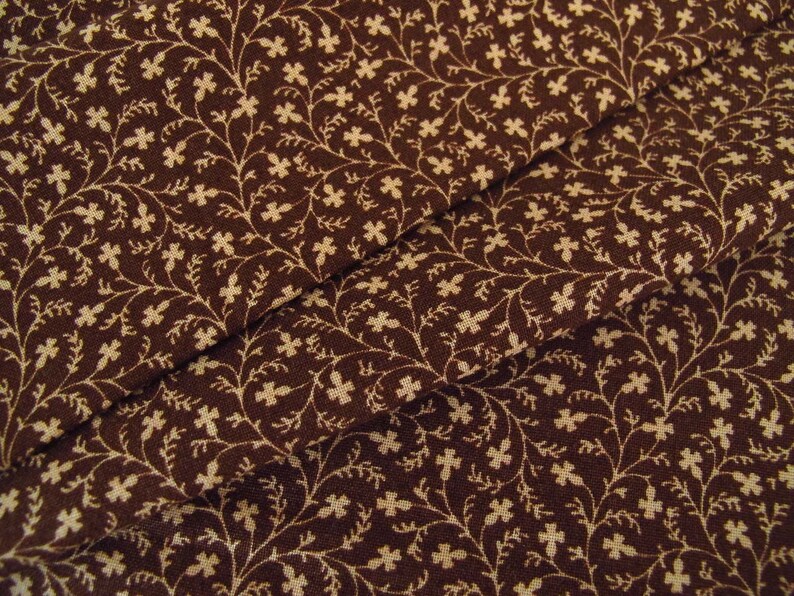 Fabric flowers brown image 3